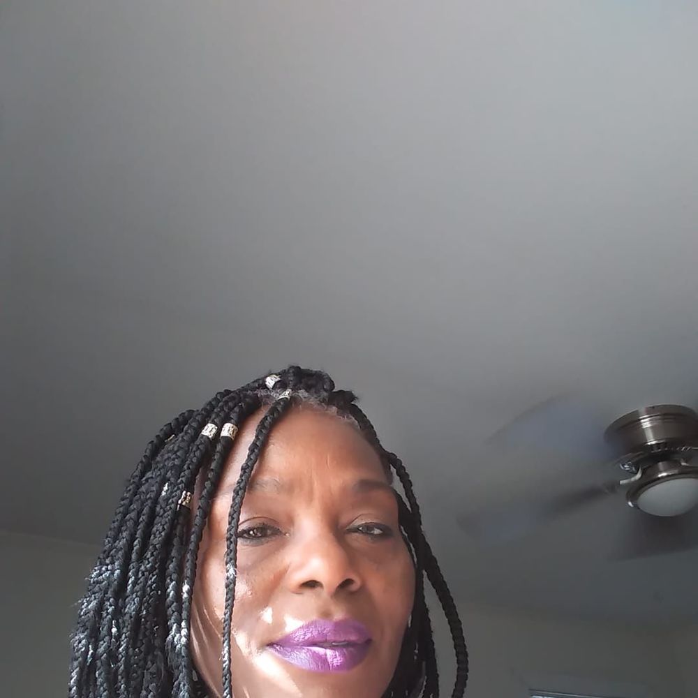 Meet your Posher, Sherrie